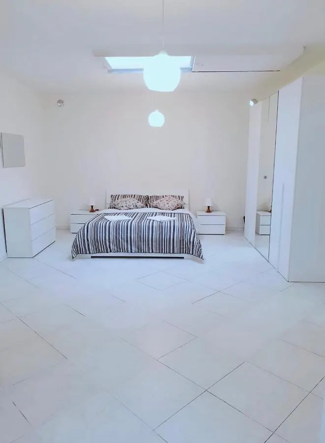 Appartement Visconti House à Bari 0*,  Italie